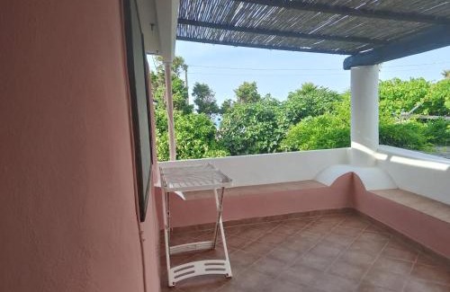 Filicudi Porto Apartment | A casa Di Fabrizio Appartamento Il Cappero