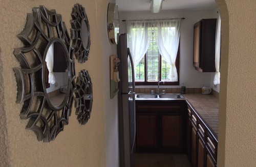 Arenal House | A charming house surrounded by beautiful nature. Cosy, WiFi & fully equipped.