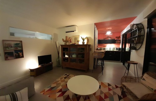 Pietrosella Apartment | A charming setting with the sea in full view!