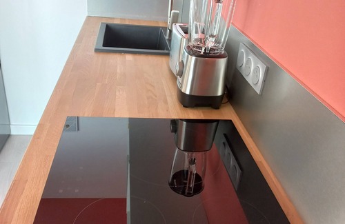 Pietrosella Apartment | A charming setting with the sea in full view!