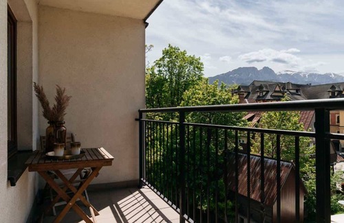 Zakopane Apartment | A comfortable 2-bedroom apartment with a view