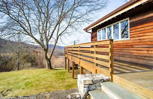 Pine Plains House | A Country Lodge Straight Out of the Pages of a Great Novel