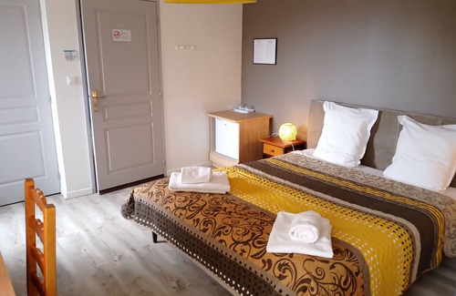 Villebois House | A Deux Pas du Rhéby