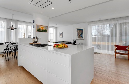 Haaleiti Villa | A family villa with a geothermal jacuzzi