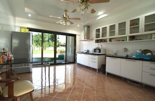 Ta Noen House | A fantastic calm big house with a great lakeview!