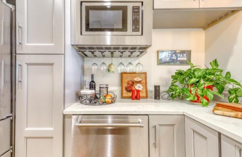 East Bayside Apartment | A Foodie s Delight