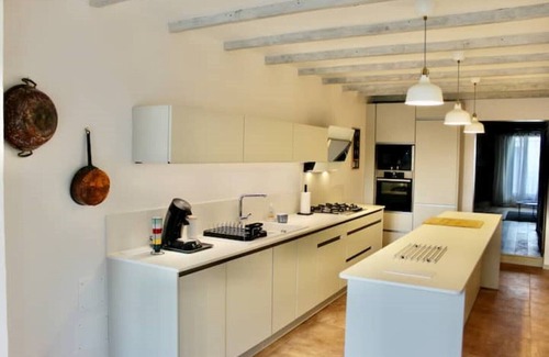 Port-Sainte-Foy-et-Ponchapt House | A Little Gem on the Banks of the River Dordogne