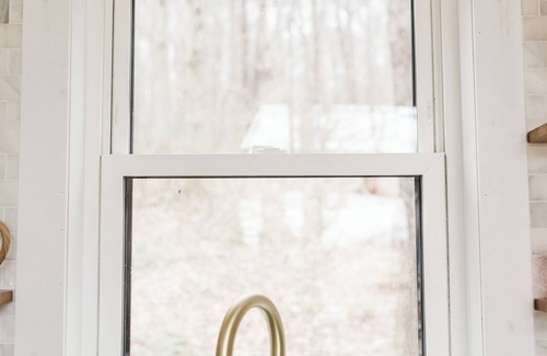 Beach City Cabin | A-frame Cabin with Hot tub & Wifi in Beach City