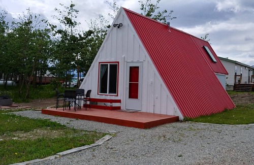 Babb Cabin | A-Frame Hiker's Retreat