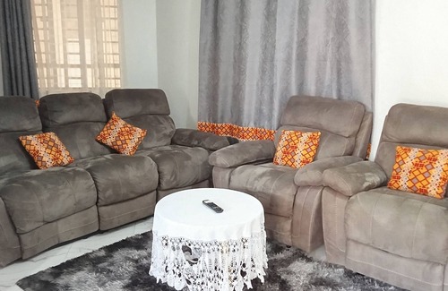 Thika Apartment | A fully eqquipped home near CBD but still in a quiet neighborhood