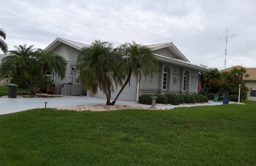 Burnt Store Isles House | A GORGEOUS PUNTA GORDA RETREAT -