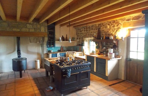 Auzelles Bed & Breakfast | A heavenly place in the midst of nature, peace and quiet