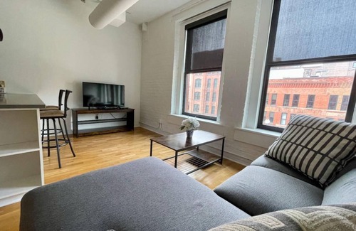 Old Market Apartment | A historic 900 square foot Atrium loft in the heart of the Old Market