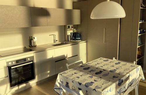 Torri del Benaco House | A house among the olive trees with a wonderful lake view