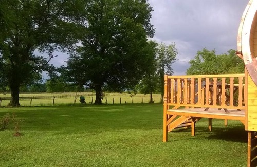 Pouilly-sous-Charlieu Ski Chalet | A la RONZIERE - Le Tonneau