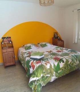 Le May-sur-Evre House | A La Topaze #Gîte calme #3 pers #Piscine privée #Cholet #Wifi haut débit #Préau #Cholet #Parc japonais #Puy du F ou