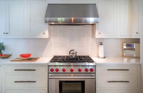 Nantucket Town House | A Little North of Sanityn In Town Charm, 3 Minute Walk to Main Street!