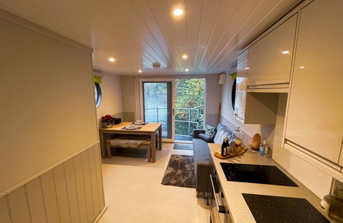 Maidstone Boat Rental | A Maidstone Cosy River Boat with Castle Views, Lady Florence.