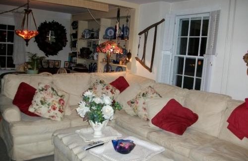 Lime Rock Bed & Breakfast | A Meadow House