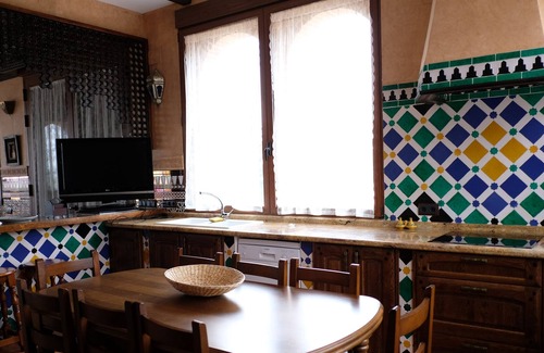 Puebla de Almenara Villa | A Nazarí patio in Castilla la Mancha