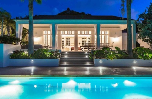 Anse des Flamands Villa | A nice 8 bedroom country house with spectacular beach view and private swimming