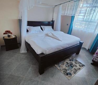 Taveta Bed & Breakfast | A Oasis Taveta