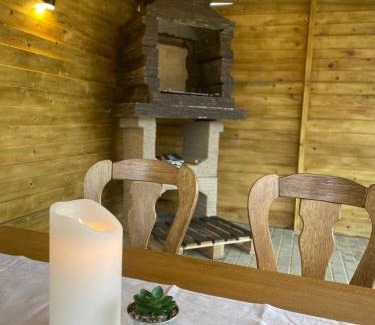 Albesti Ski Chalet | A pe lac