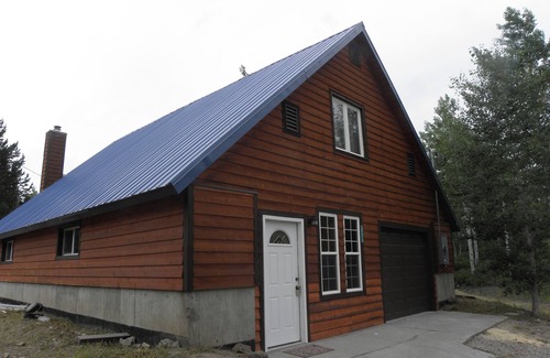 Last Chance Cabin | A Perfect Spot for fishing on Henry's Fork River or your Yellowstone Vacation!