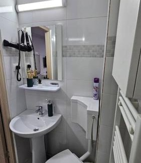 Pitesti Apartment | A place that feels like home away from home - Tony's Studios Comfort