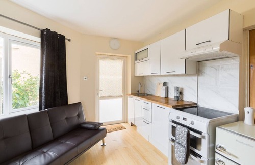 Cleedownton Apartment | A private studio apartment in Birmingham