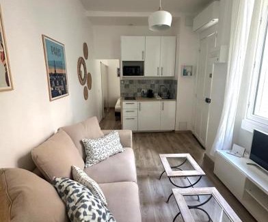 Faubourg Saint-Germain Apartment | A proximité immédiate de la Tour Eiffel