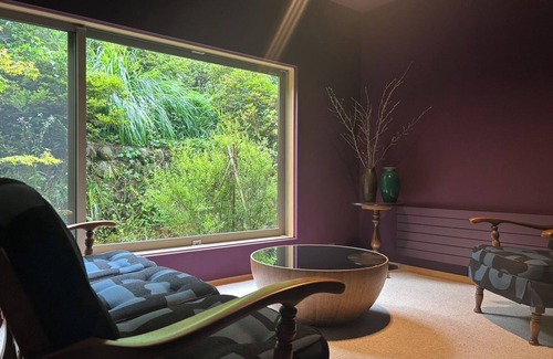 Hida Takayama Onsen Villa | A single building rental with privacy, quiet and security. The 200-square-meter space can comfortably accommodate two to four people. A full range of services tailored to the needs of guests is also available.