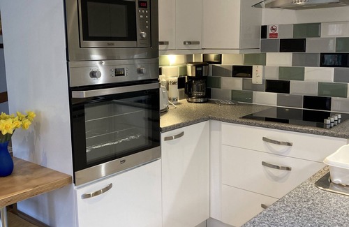 Shaftesbury House | A spacious, well equipped private annexe with garden and parking in Shaftesbury.