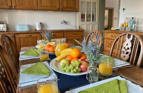 Zasip House | A traditional farmhouse vibe! Modern living with a rustic twist. For lovers of the great outdoors!