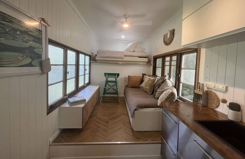 Tuntable Creek Apartment | A unique stay in a freighter truck house surrounded by nature