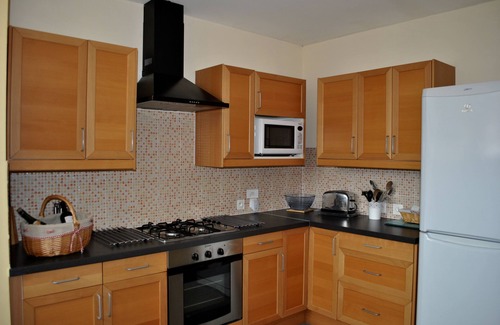 Sainteny Cottage | A wonderful vacation home from home - and a great garden for all the family