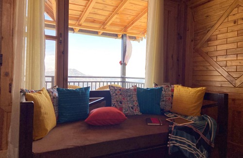 Gagar Apartment | A wooden cottage in an fruits orchard facing Himalayas n