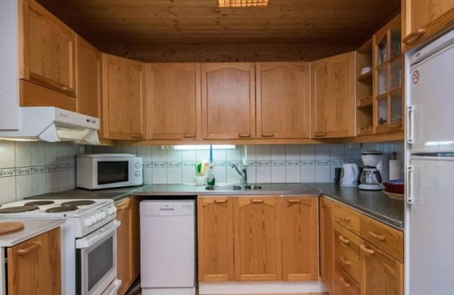 Lotjola House | Aamuntorkku by Interhome