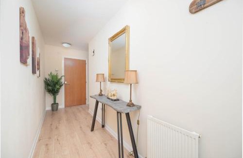 Bucksburn Apartment | Aberdeen 2BR Flat Near Airport & City Centre