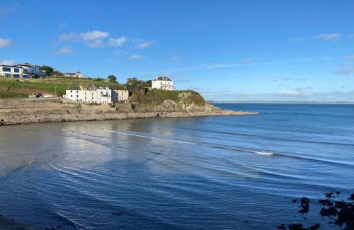 Mevagissey Apartment | About Time Meva - stylish two-bedroom, dog-friendly home-from-home with parking and garden