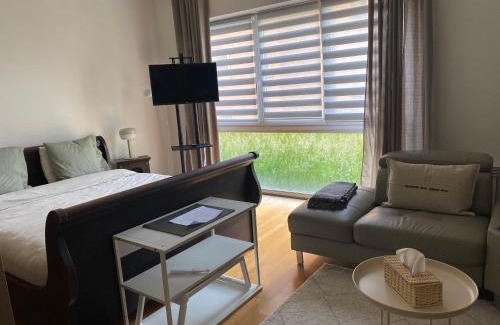 Etterbeek House | Acacias