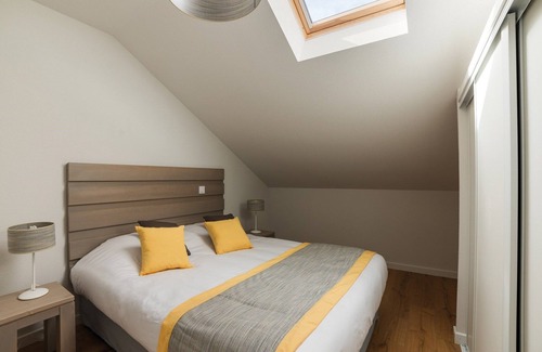 Biscarrosse Plage Hotel | Accès Sauna + École de Surf Sur-Place