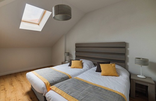 Biscarrosse Plage Hotel | Accès Sauna + École de Surf Sur-Place