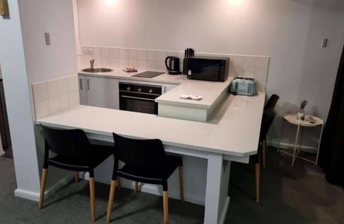 Darlinghurst Apartment | Accommodation Sydney | Hyde Park Studio Apartment with Balcony