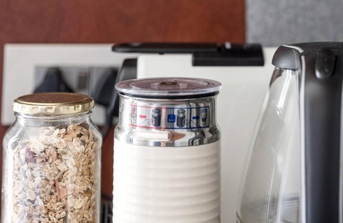 Fresnaye House | Accommodation with a dream pool in probably the most beautiful and best location in Cape Town