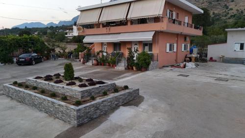 Souli Apartment | Acheron Flow by ΜΡS