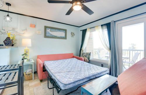 Galveston Apartment | Across From Beach Resort-Style Galveston Condo