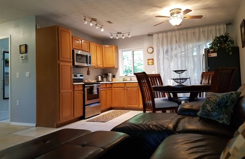 Warm Mineral Springs House | ACROSS FROM WARM MINERAL SPRING