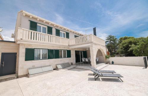 Petrcane Apartment | Ad Astra Punta Skala