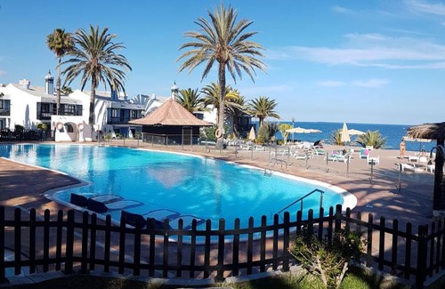 Playa del Aguila House | Adam's Place